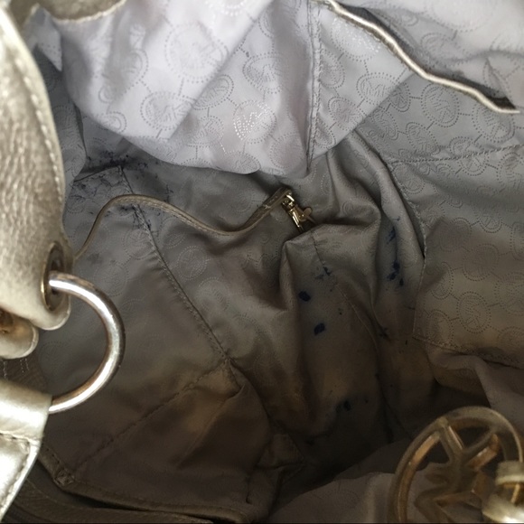 Michael Kors Layton pale gold metallic hobo bag - Picture 5 of 6